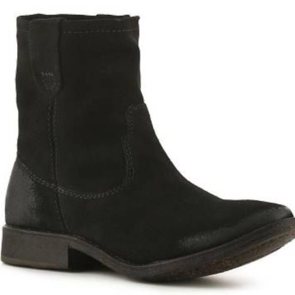 Zigi Soho Black Suede Pull On Cannoli Ankle Boots Size 6M